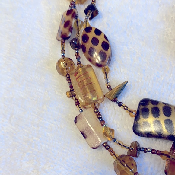 Fashion Jewelry Set - Necklace & Earrings - Picture 3 of 8